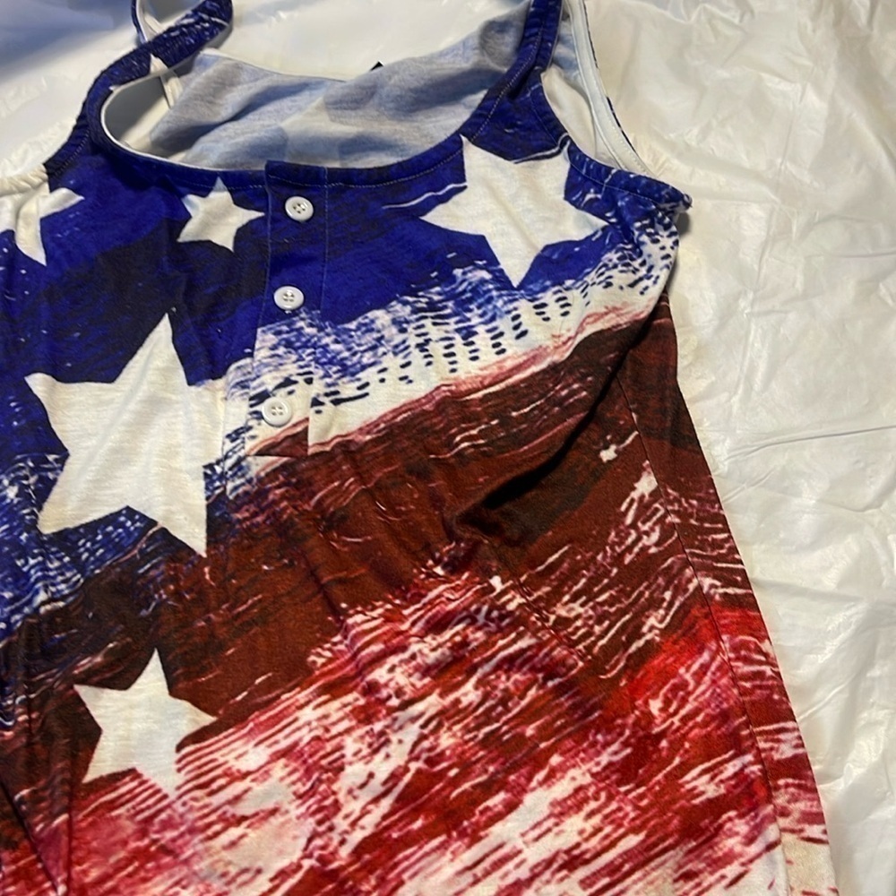Red white blue tank size small